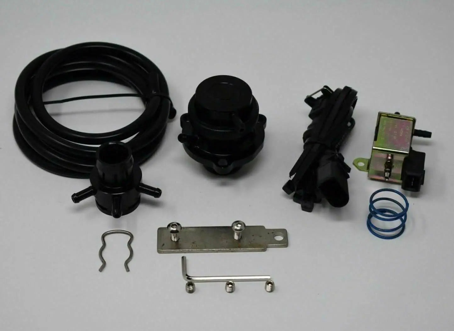 Turbo Boost Tap Adapter – For VW Audi TSI FSI TFSI MK5 GTI B7 2.0T Diverter Valve